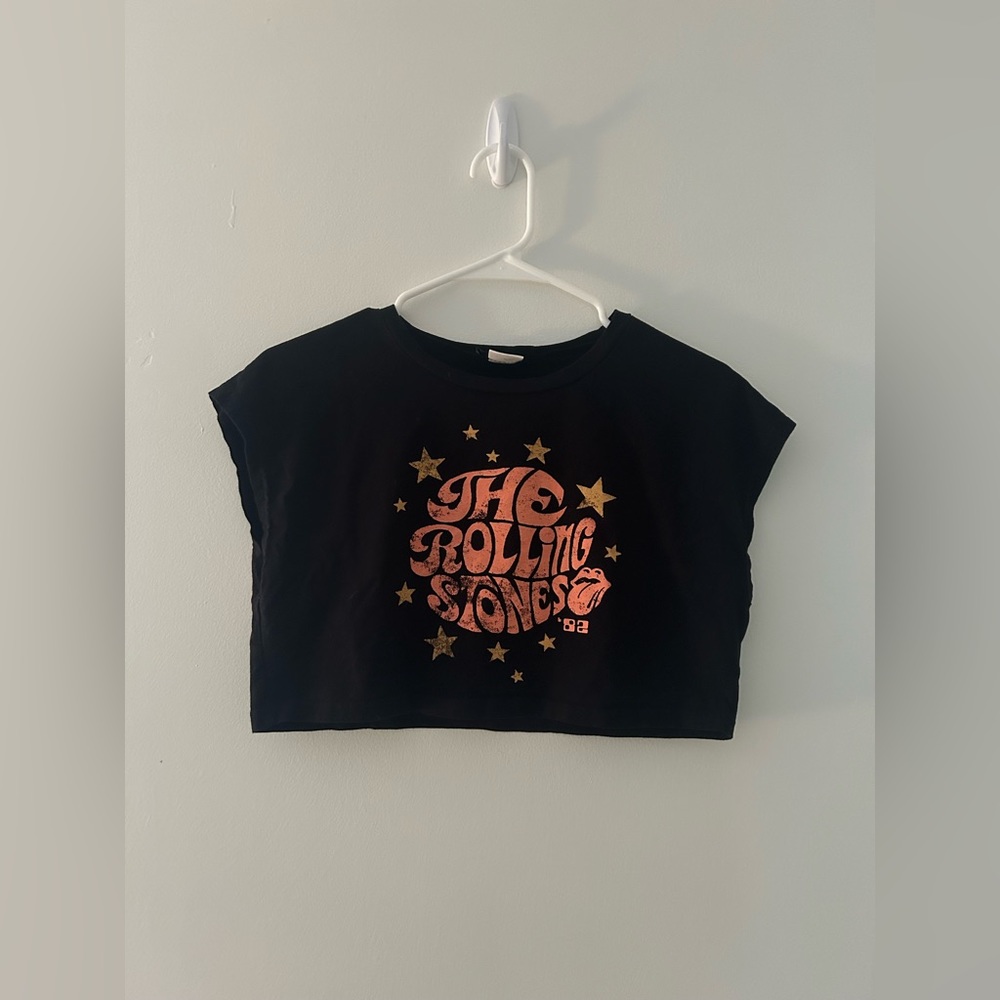 THE ROLLING STONES
Slogan & Star Print Batwing
Sleeve Tee
Black / XS(2)
